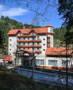 Бронирование отелей в Белокурихе