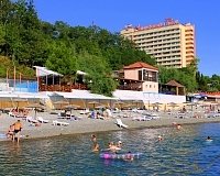 Санаторий Автотранспортник в Туапсе, вид снаружи Санаторий Автотранспортник (Туапсе)