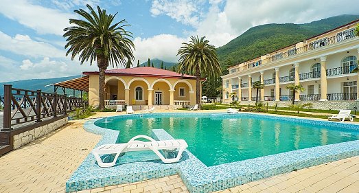 Отель Лазурный берег Гагра - официальный сайт