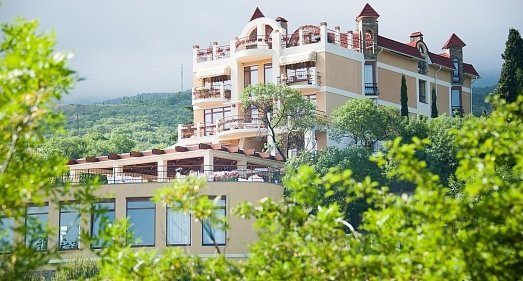 Отель Тиссен хаус Ялта - официальный сайт