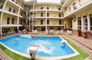 Фотографии объекта
							Отель «На Эскадронной» Евпатория, Крым