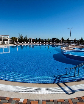 Санатории Саки с бассейном