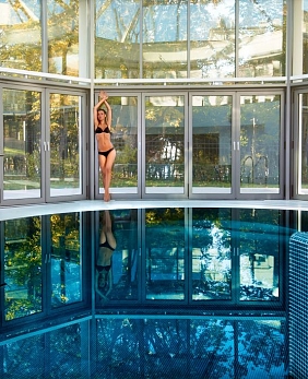 Отели с бассейном в Янтарном