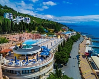 Отель Миндальная роща (Алушта)