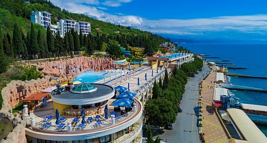 Отель Миндальная роща Алушта - официальный сайт