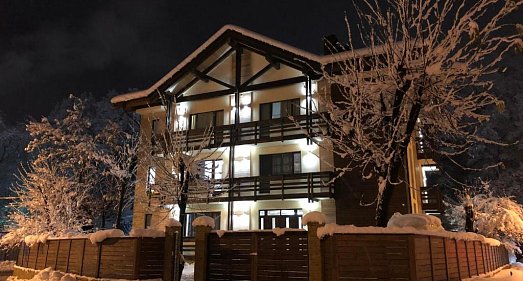 Отель Вверх Эсто-Садок - официальный сайт