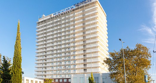 Отель Гранд отель Россия Гудаута - официальный сайт