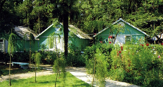 Отель Мир Алушта - официальный сайт