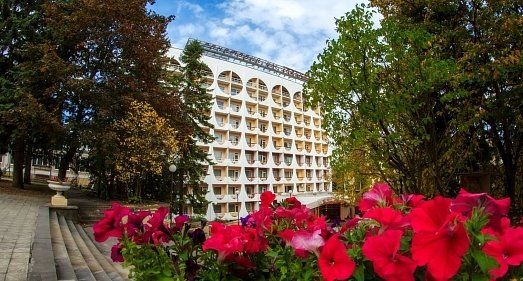Санаторий им. Горького Кисловодск - официальный сайт