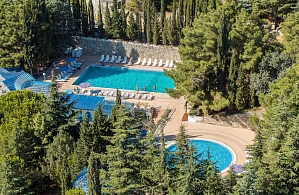 Фотографии объекта
							Санаторий «Голубая Волна» Алушта, Крым