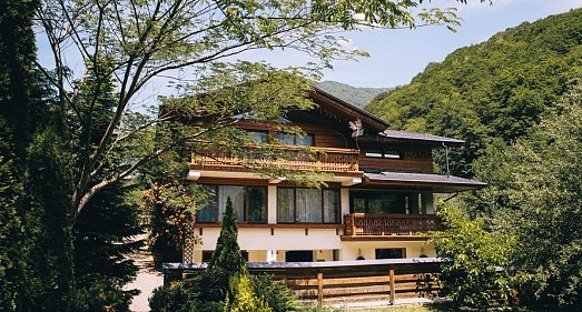 Отель Резиденция Парк Шале п. Красная Поляна - официальный сайт