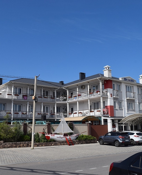 Гостевой дом «Два Маяка» Севастополь, Крым