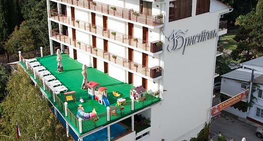 Отель Бристоль Лазаревское - официальный сайт