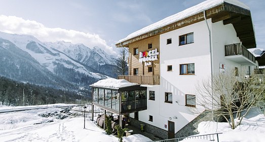 Отель Boogel Woogel Bar & Hotel Роза Хутор - официальный сайт