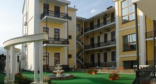 Отель Палас Ялта - официальный сайт