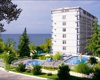 Санаторий Зорька в Туапсе, вид снаружи Санаторий Зорька (Туапсе)