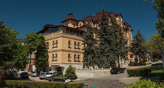 Отель Бристоль Пятигорск - официальный сайт
